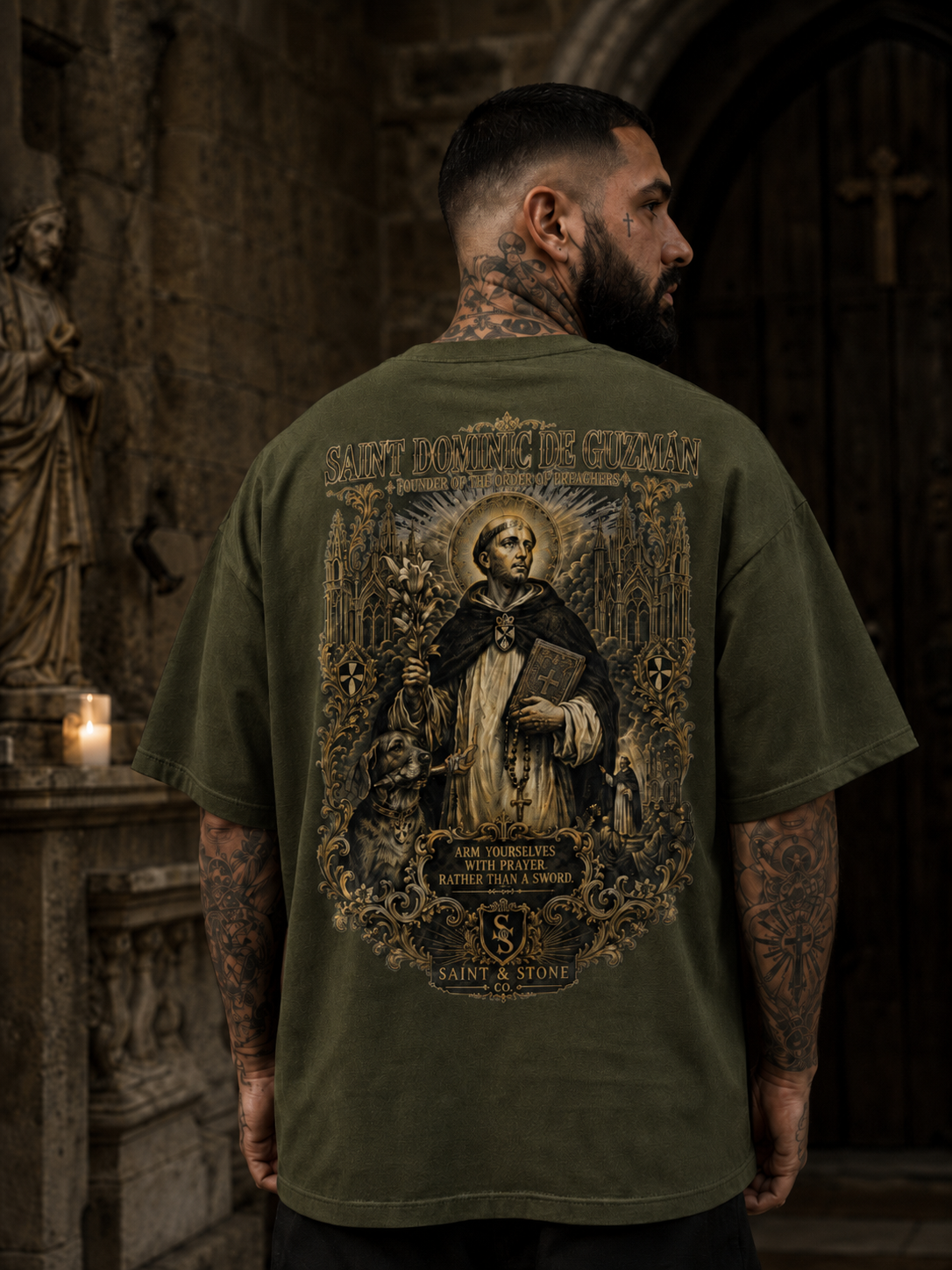 Saint Dominic de Guzmán Oversized T-Shirt